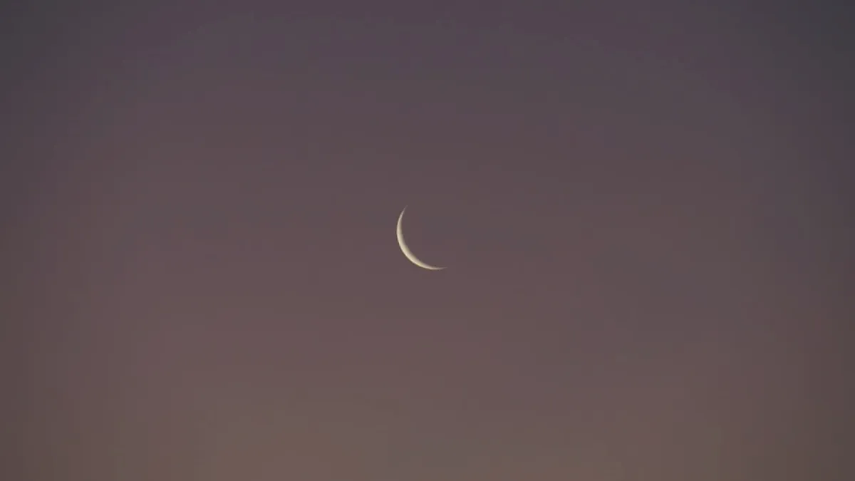 Moon — Islamic illustration (element)